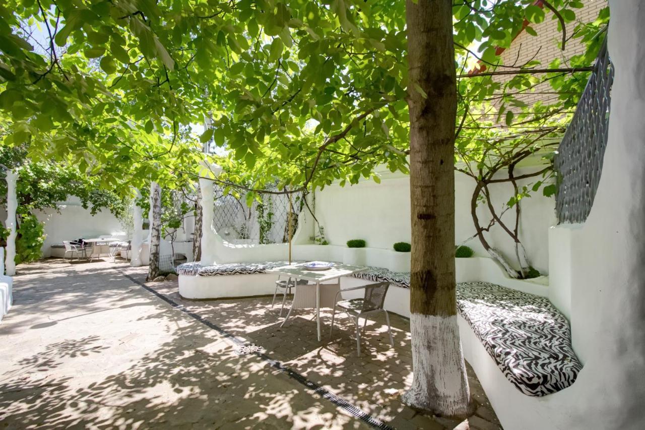 Riviera Apartments - Уединенный Отдых У Моря Odesa Exterior foto